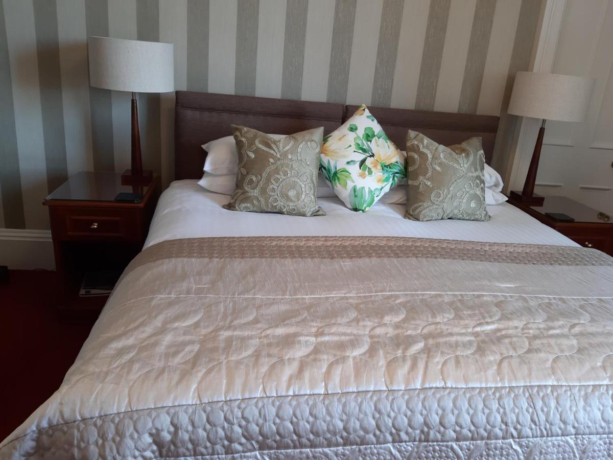 The Spindrift Guest House 앤스투루더 외부 사진