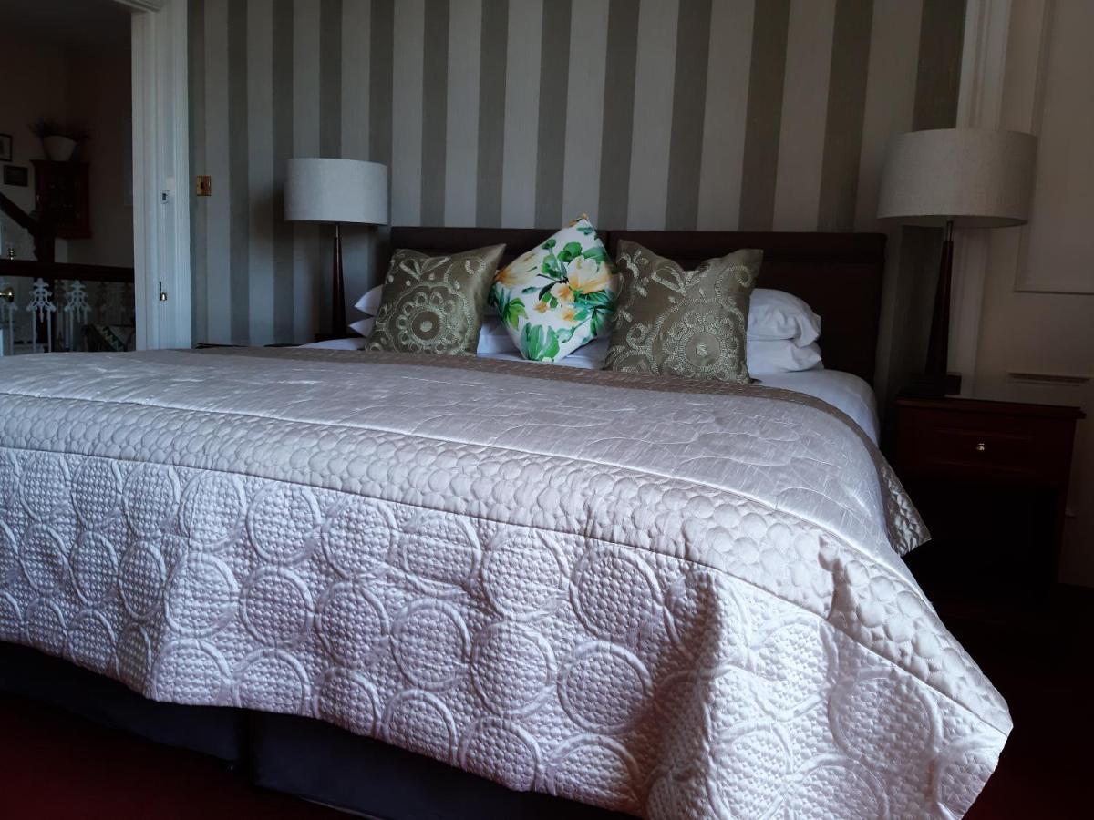 The Spindrift Guest House 앤스투루더 외부 사진