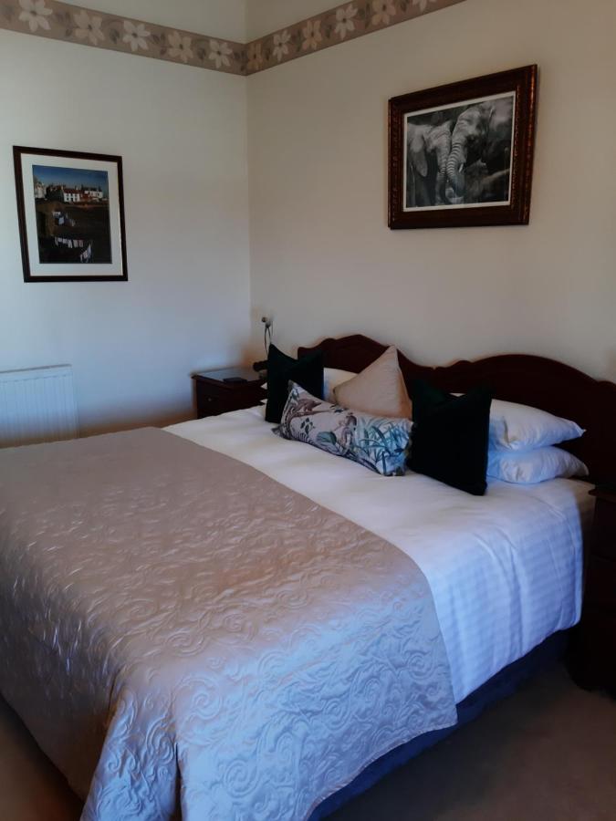 The Spindrift Guest House 앤스투루더 외부 사진