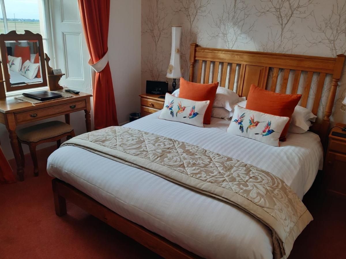 The Spindrift Guest House 앤스투루더 외부 사진